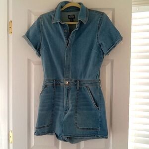 Denim Sort Overalls- only worn once 🩷🩷🩷